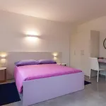 Rose Canine Affittacamere 4*